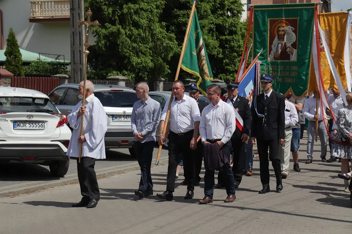 Uroczystości Bożego Ciała w parafii Chrystusa Dobrego Pasterza (zdjęcia)