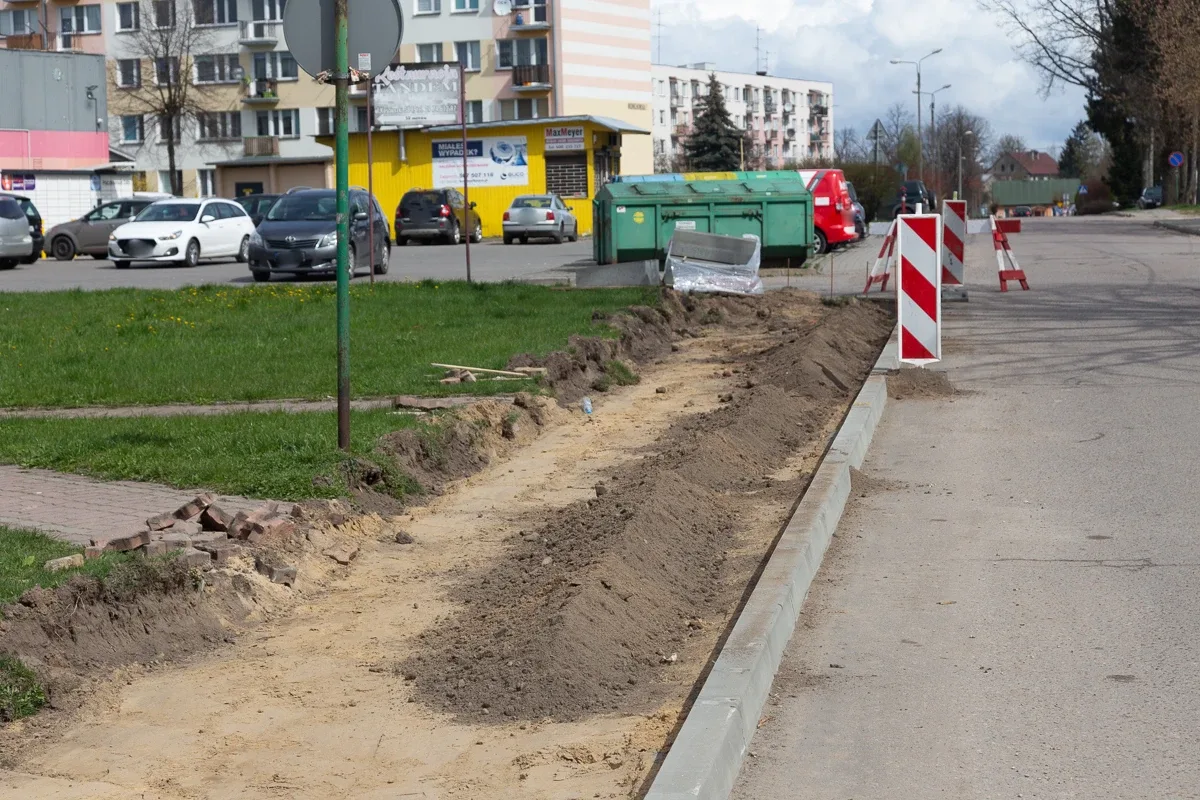 Trwają prace remontowe przy ulicy Widnichowskiej (zdjęcia)
