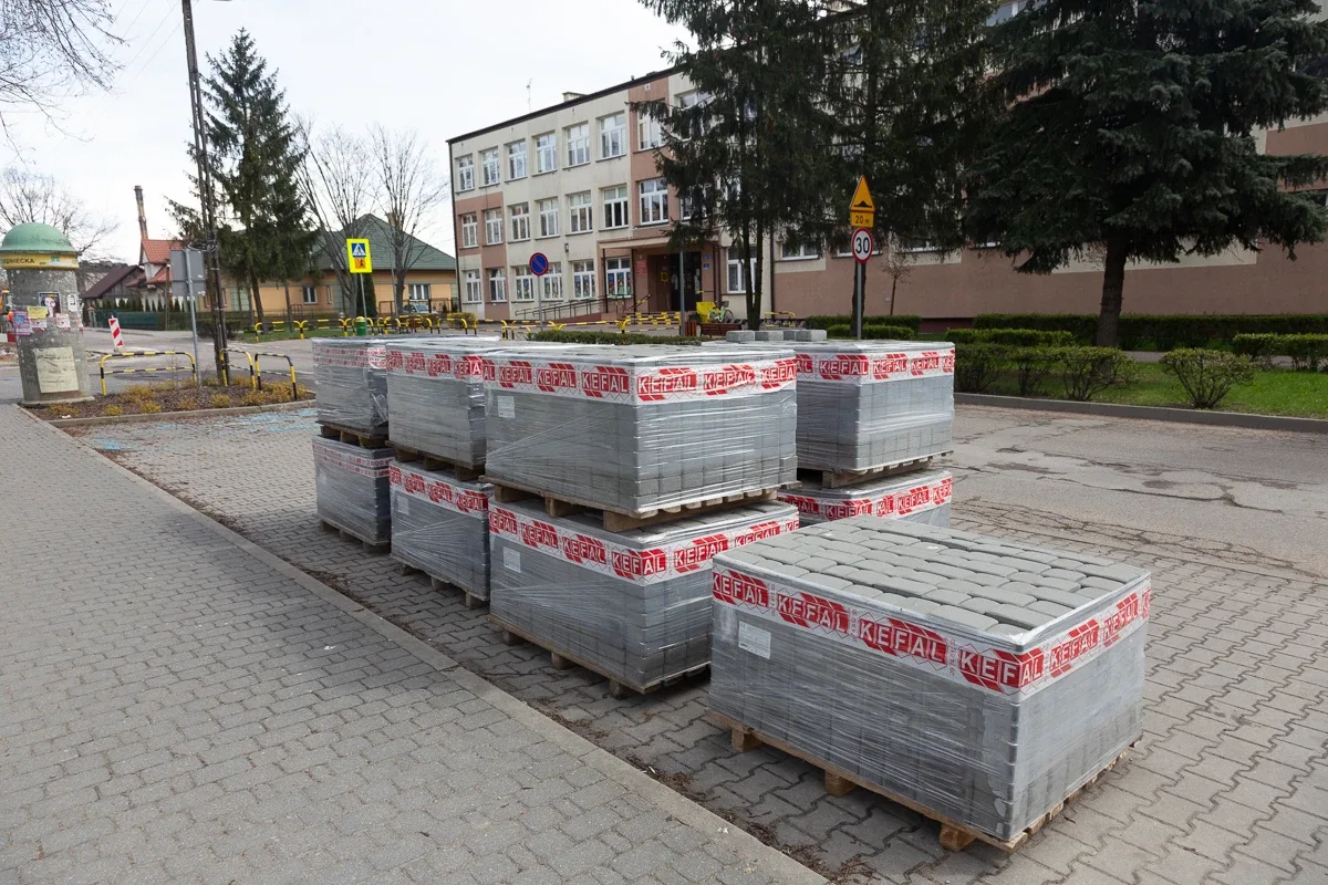 Trwają prace remontowe przy ulicy Widnichowskiej (zdjęcia)