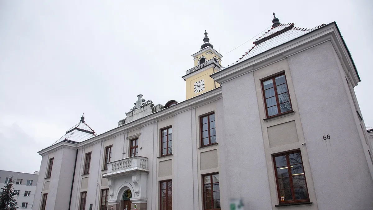 Ostrów Mazowiecka pokryta śniegiem (zdjęcia)