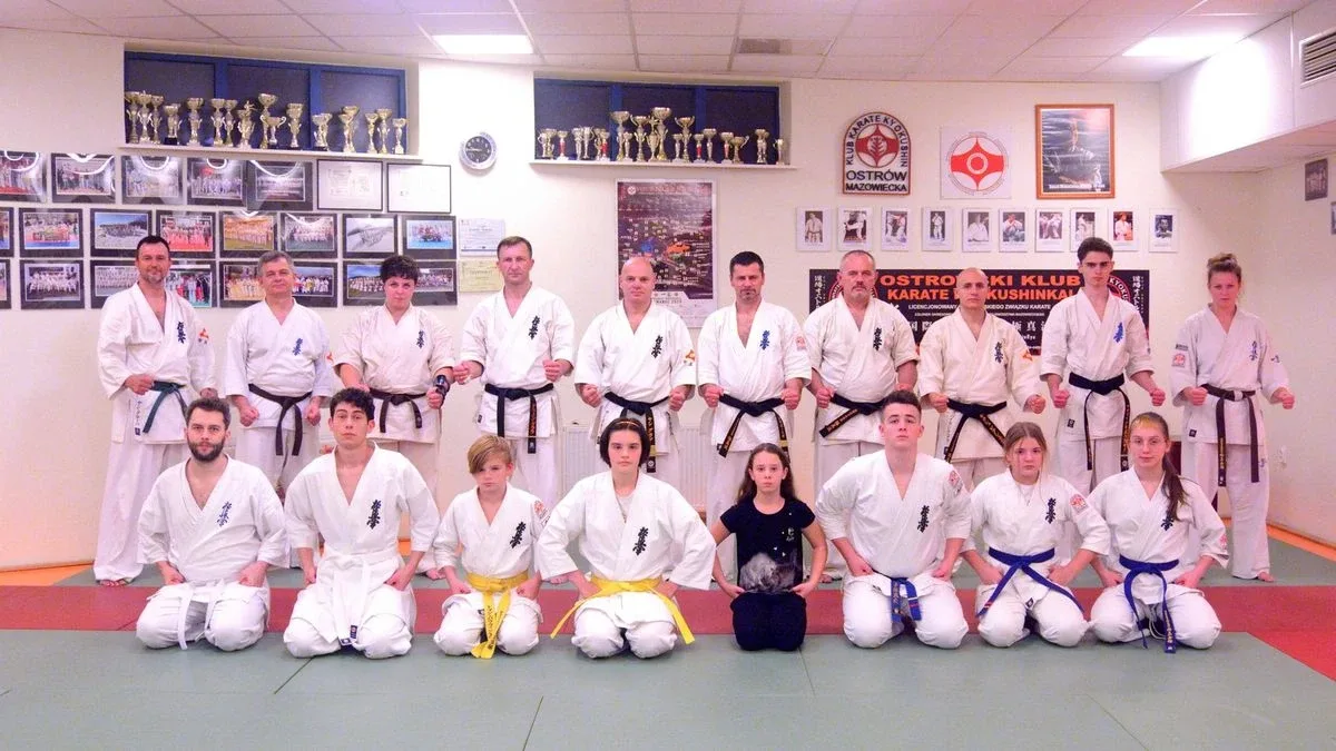 Wręczenie czarnych pasów w ostrowskim dojo (zdjęcia)