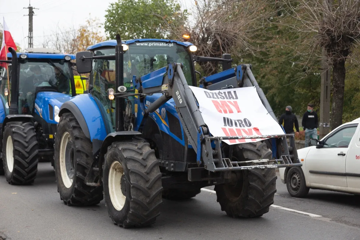 Protest rolników w Ostrowi Mazowieckiej (zdjęcia, wideo)