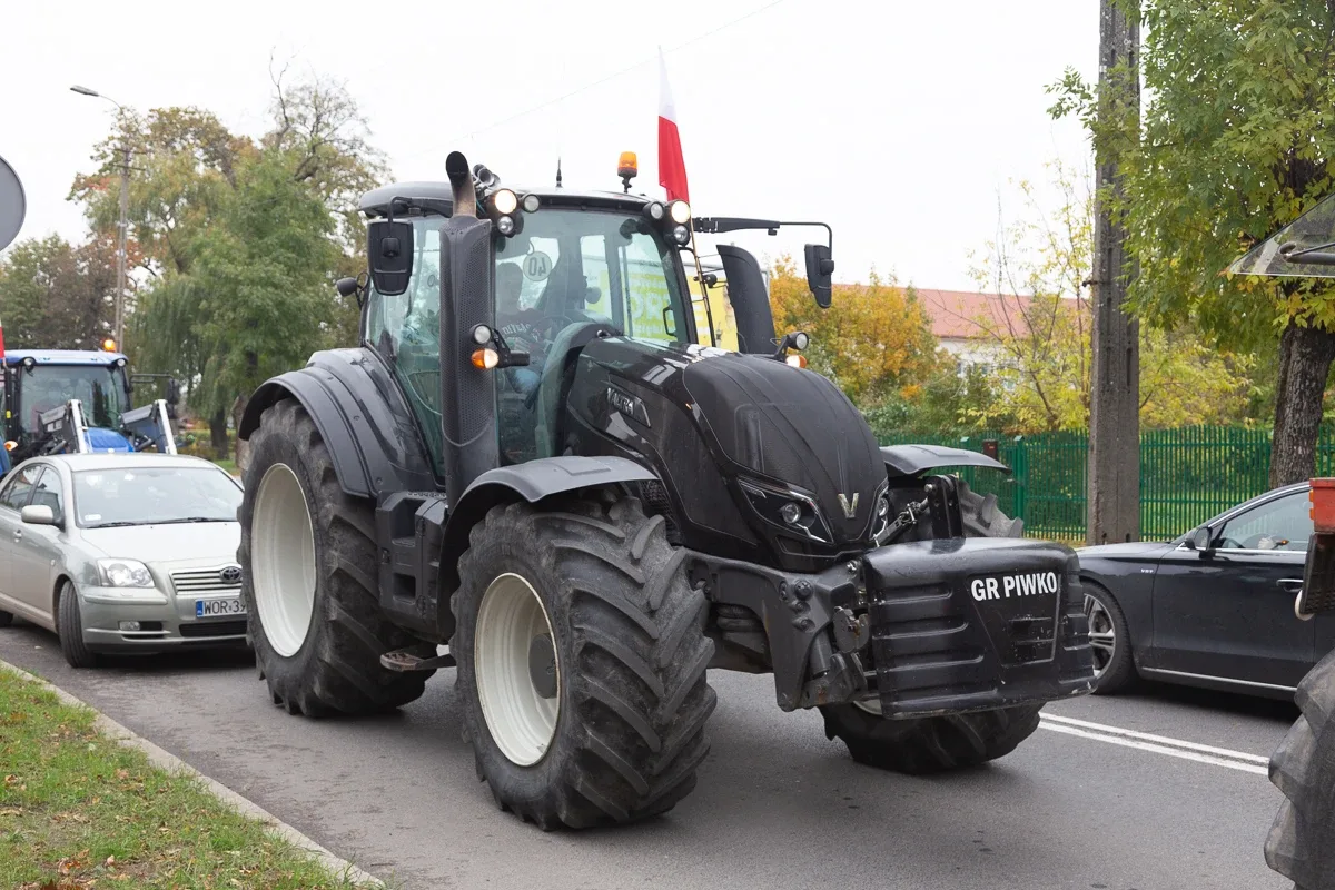 Protest rolników w Ostrowi Mazowieckiej (zdjęcia, wideo)