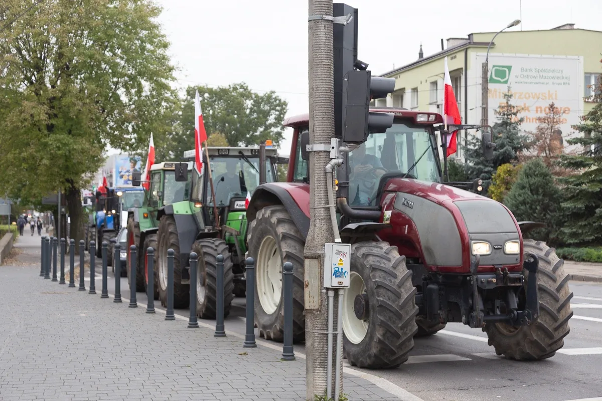 Protest rolników w Ostrowi Mazowieckiej (zdjęcia, wideo)