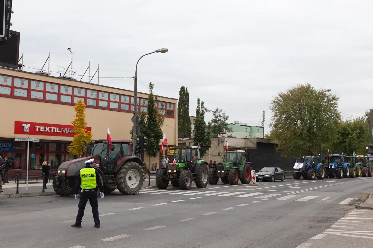 Protest rolników w Ostrowi Mazowieckiej (zdjęcia, wideo)