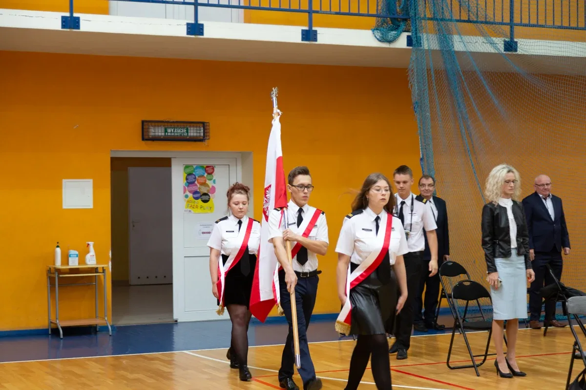 Ślubowanie uczniów szkoły lotniczej w Nagoszewie (zdjęcia)