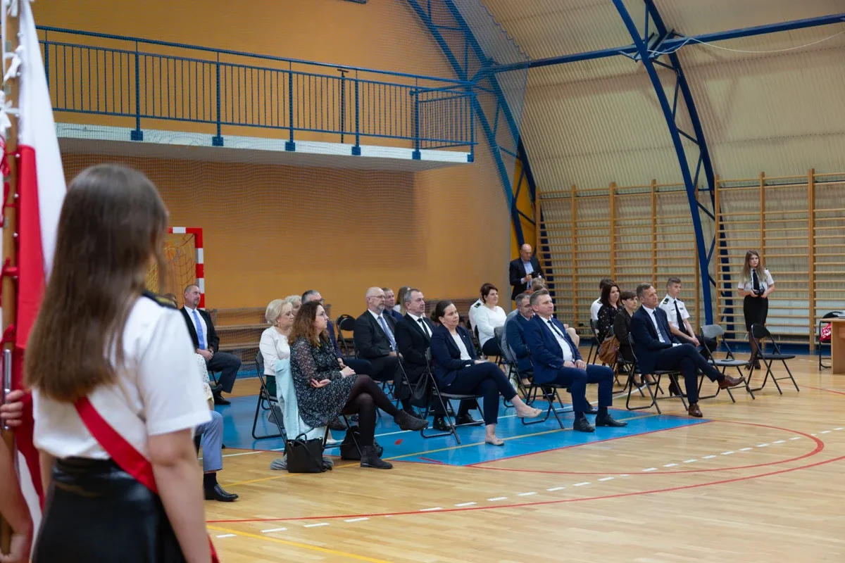 Ślubowanie uczniów szkoły lotniczej w Nagoszewie (zdjęcia)