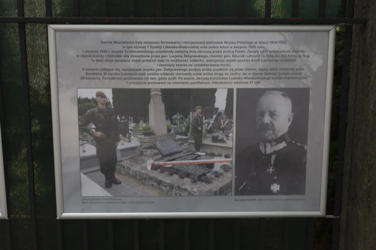 Wystawa plenerowa "Rok 1920 na Ziemi Ostrowskiej" (zdjęcia)