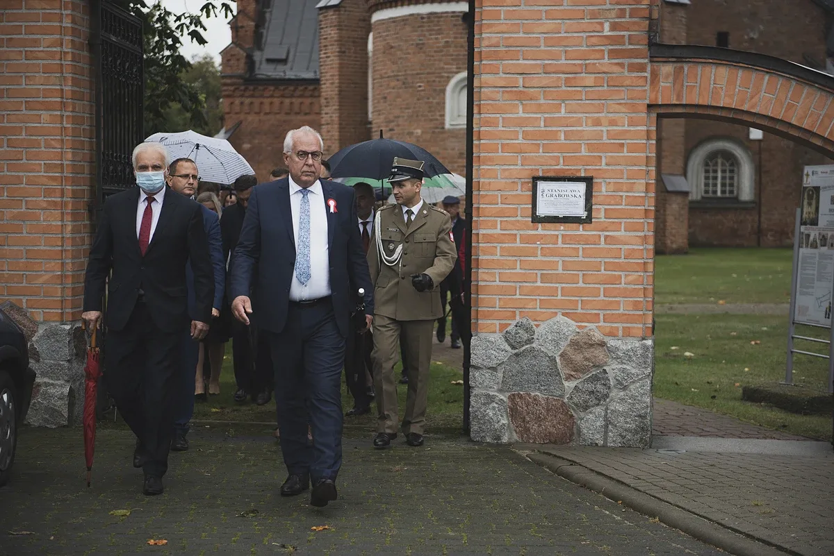 Ceremonia odsłonięcia tablicy upamiętniającej współpracę polsko-węgierską (zdjęcia) 