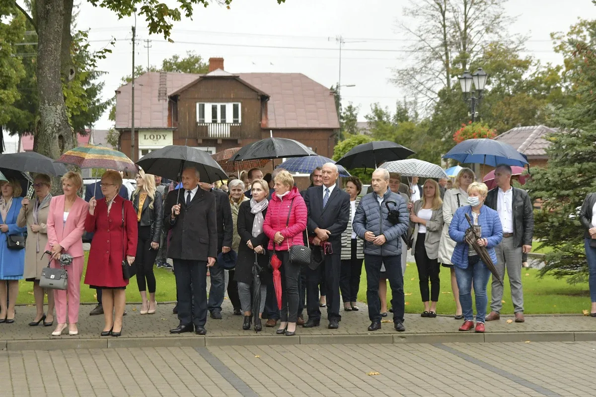 Ceremonia odsłonięcia tablicy upamiętniającej współpracę polsko-węgierską (zdjęcia) 