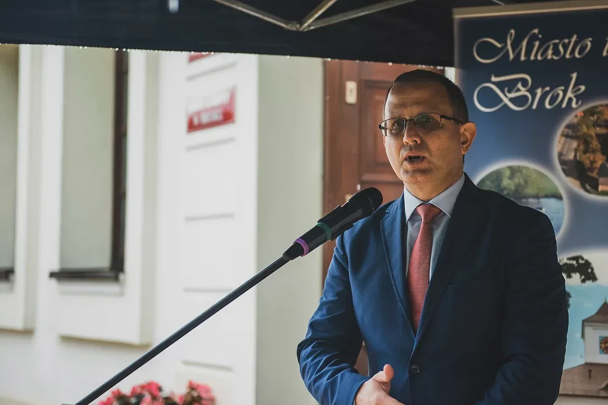 Ceremonia odsłonięcia tablicy upamiętniającej współpracę polsko-węgierską (zdjęcia) 