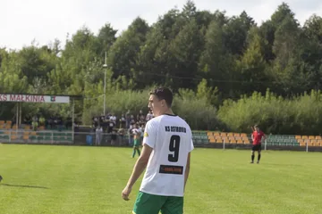 KS Ostrovia przegrywa z MKS-em Ciechanów (zdjęcia)