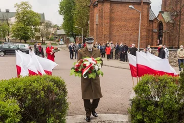 Skromne 3-cio majowe uroczystości pod Dębem Wolności