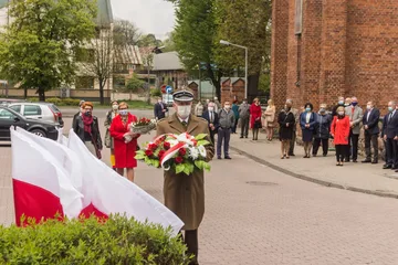 Skromne 3-cio majowe uroczystości pod Dębem Wolności
