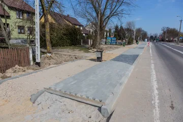 Budowa ciągów pieszo-rowerowych (zdjęcia)