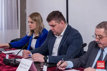 Marszałek Adam Struzik na sesji rady gminy Małkinia Górna (zdjęcia, wideo)