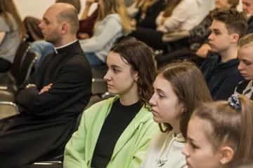 Sue Ryder - życie dla ludzi. Wystawa w ostrowskiej elektrowni (zdjęcia)