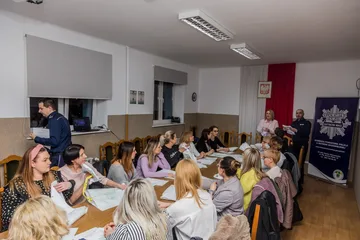 "Bezpieczna Ostrowianka". Kurs samoobrony rozpoczęty (zdjęcia)