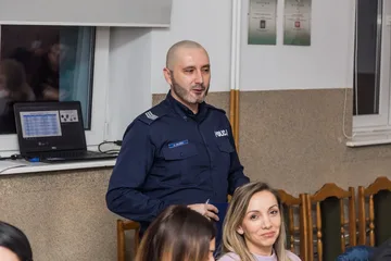 "Bezpieczna Ostrowianka". Kurs samoobrony rozpoczęty (zdjęcia)