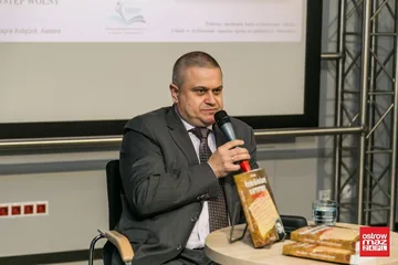 Robert Radzik gościem ostrowskiej biblioteki (zdjęcia, wideo)