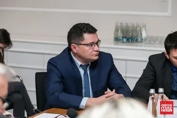 Radni powiatu z większymi dietami (zdjęcia, wideo)