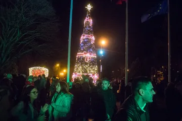 Mieszkańcy Ostrowi Mazowieckiej przywitali Nowy Rok (zdjęcia, wideo)