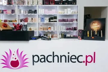 Jeszcze bez prezentów? Perfumeria zaprasza na zakupy (zdjęcia)