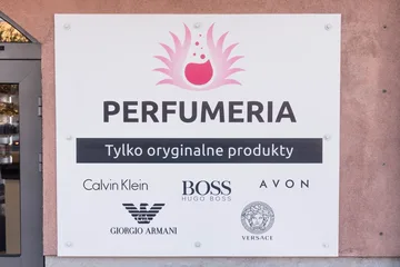 Jeszcze bez prezentów? Perfumeria zaprasza na zakupy (zdjęcia)