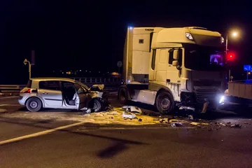Szczegóły wypadku przy Lubiejewskiej. Białorusin wymusił pierwszeństwo 