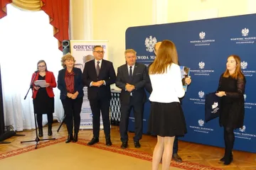 Sukces uczennic ostrowskiej "dwójki" (zdjęcia)