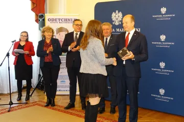 Sukces uczennic ostrowskiej "dwójki" (zdjęcia)