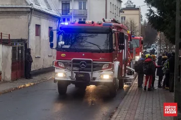 Pożar w byłej szkole przy ulicy Partyzantów (zdjęcia)