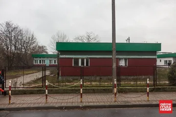 Pożar w byłej szkole przy ulicy Partyzantów (zdjęcia)