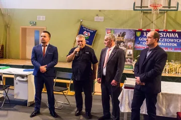 Hodowcy zaprezentowali swoje ptaki w Ostrowi Mazowieckiej (zdjęcia, wideo)