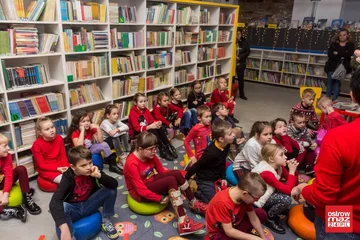 Mikołajki w ostrowskiej bibliotece (zdjęcia)