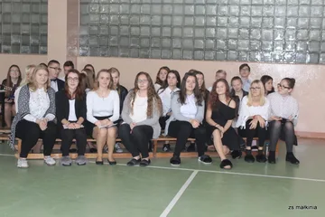 Święto niepodległości w małkińskim Staszicu (zdjęcia)