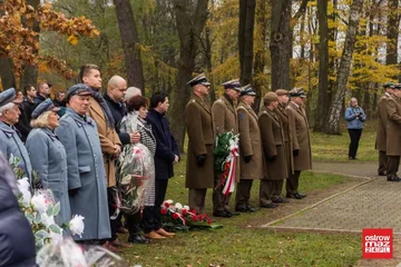 Uroczystości niepodległościowe w Komorowie (zdjęcia)