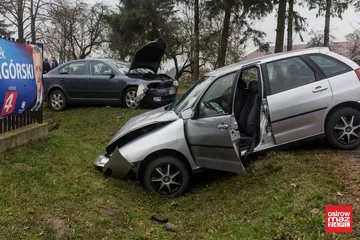 Zderzenie trzech aut w Królach Małych (zdjęcia)
