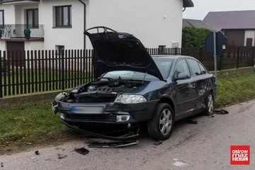 Zderzenie trzech aut w Królach Małych (zdjęcia)