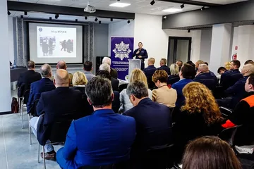 Debata społeczna z policjantami (zdjęcia)