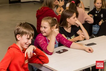 Noc eksperymentów z biblioteką za nami (zdjęcia)