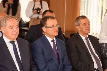 Miliony na budowę dróg w mieście i powiecie (zdjęcia)