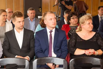 Miliony na budowę dróg w mieście i powiecie (zdjęcia)