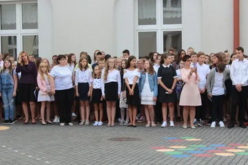 Początek roku szkolnego w "jedynce" (zdjęcia)