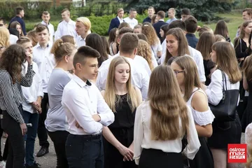 Rozpoczęcie roku szkolnego w "Ekonomiku" z nowym dyrektorem (zdjęcia)