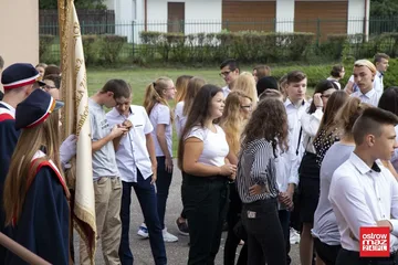 Rozpoczęcie roku szkolnego w "Ekonomiku" z nowym dyrektorem (zdjęcia)