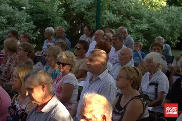 Ostrowianie śpiewali piosenki żołnierskie (zdjęcia, wideo)