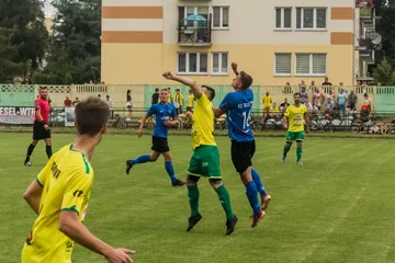 Ostrovia uległa KS CK Troszyn (zdjęcia, wideo)