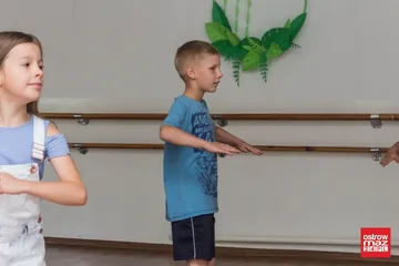 Bartek Skalik uczył tańczyć w MDK (zdjęcia, wideo)