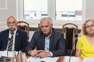 Absolutorium dla zarządu powiatu (zdjęcia, wideo)